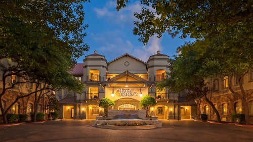 Hotel Indigo San Antonio Riverwalk image 2
